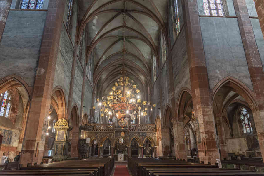 Francia - Alsacia 073 - Estrasburgo - iglesia protestante de Saint-Pierre le-Jeune.jpg